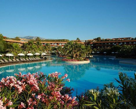 MClub Acacia Resort