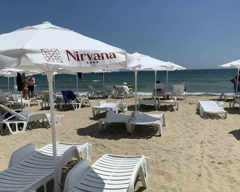 Grand Hotel Nirvana