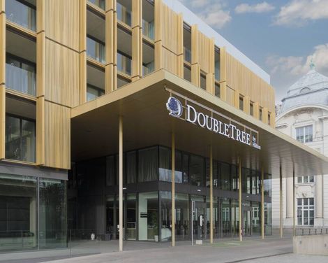 DoubleTree by Hilton Vienna Schonbrunn-1