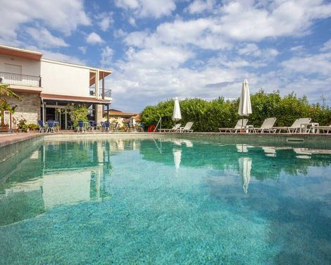 Hotel Skentos