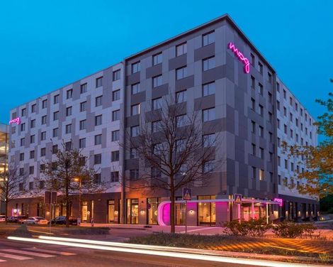 Moxy Frankfurt Airport-1