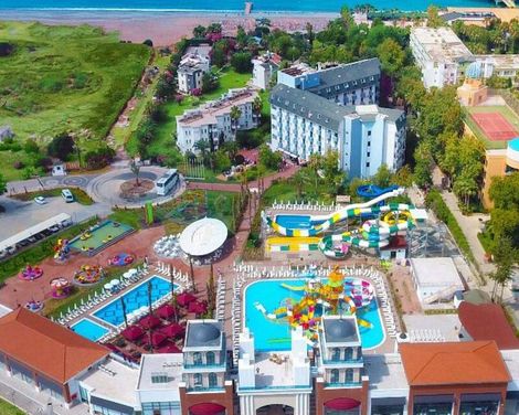 Club Aqua Plaza