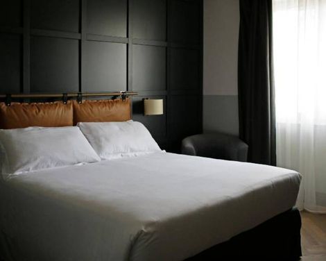 Club House Hotel