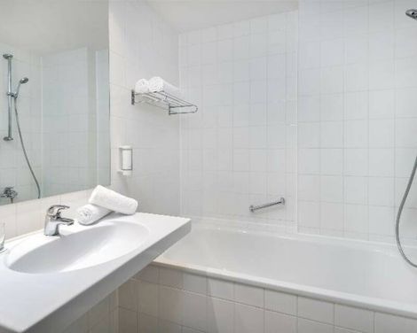 Wyndham Garden Potsdam-0