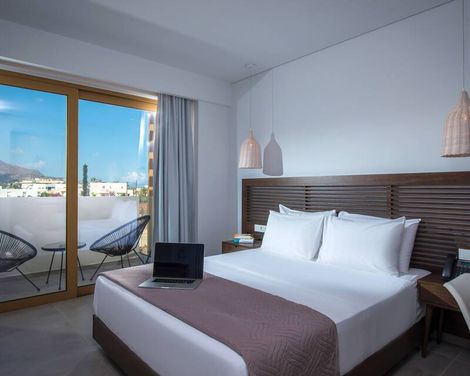 Meropi Hotel & Apartments