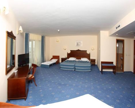 Pelican Hotel