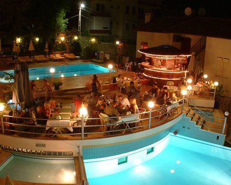 Villa Sonata Apart Hotel