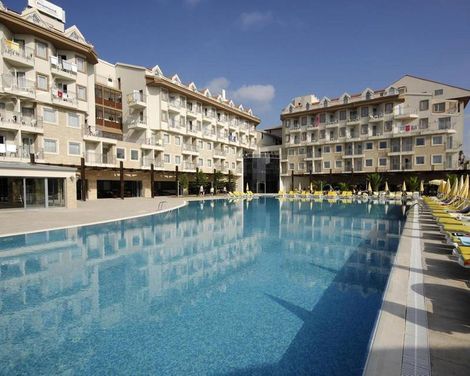 Side Aluna Hotel