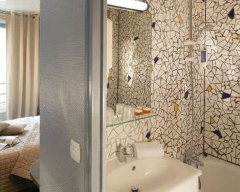 Le Petit Oberkampf Hotel & Spa-0