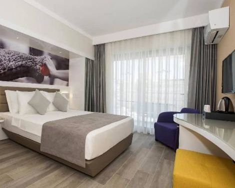 Lalila Blue Suites-0