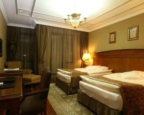 Central Palace-0
