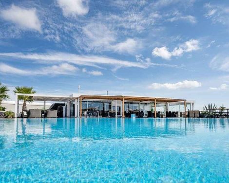 Orizontes Hotel & Villas
