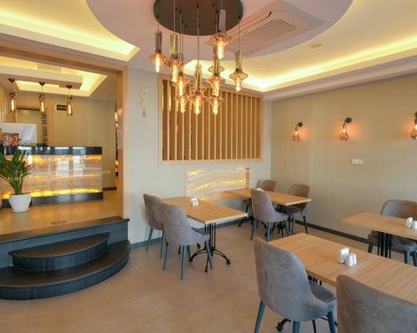 Alesta Midtown Apart Hotel