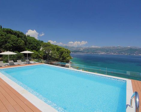 Kalamota Beach House