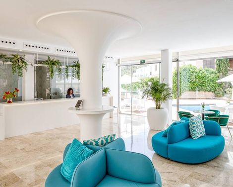 Tora Hotel inkl. Mietwagen