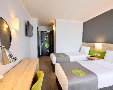 Thistle Express Luton