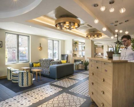 Point A Hotel Edinburgh Haymarket-1