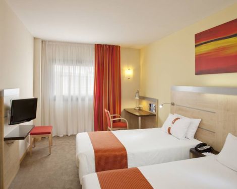 Holiday Inn Express Sant Cugat by IHG-2