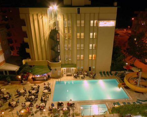 Kleopatra Beach Hotel