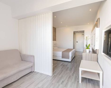 Margadina Lounge Hotel