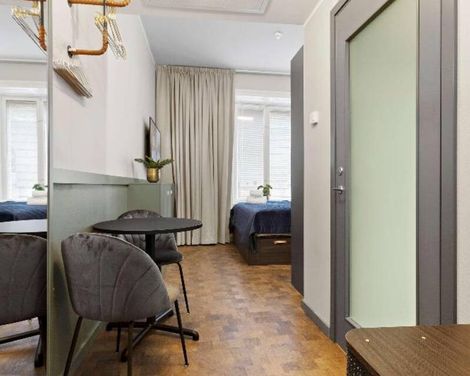 Best Western Hotel at 108