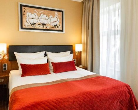 Avalon Hotel & Conferences