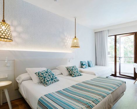 Leonardo Royal Hotel Ibiza Santa Eulalia-3