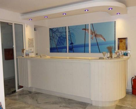Kazaviti Hotel