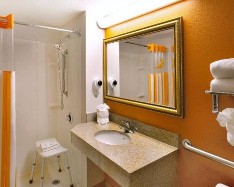 La Quinta Inn by Wyndham Orlando International Drive North-0
