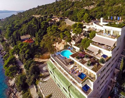 Hotel More