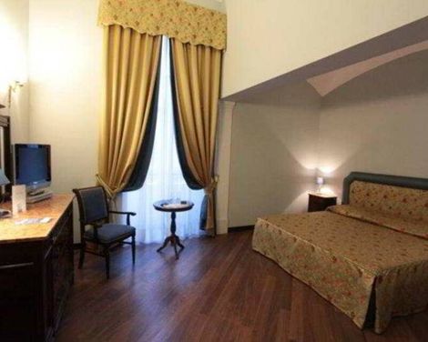 Decumani Hotel De Charme