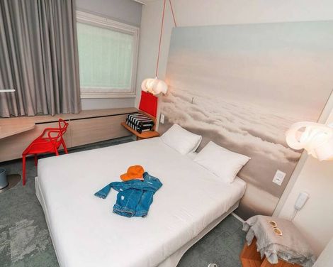 Hotel Ibis Styles Paris Velizy-0