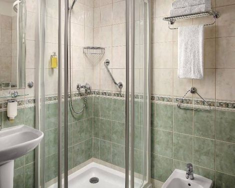 Alqush Downtown Hotel