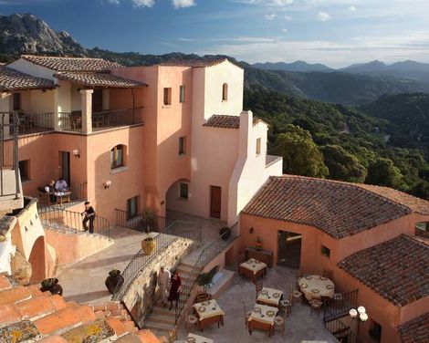 Hotel Arathena