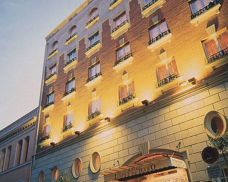 Hotel Lopez De Haro-1