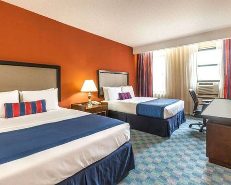 Ramada by Wyndham Jersey City-3