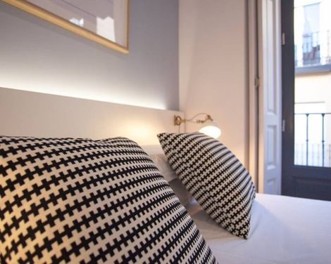 Malasaña Central Suites-3