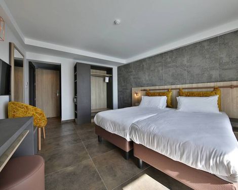 Ivy Hotel
