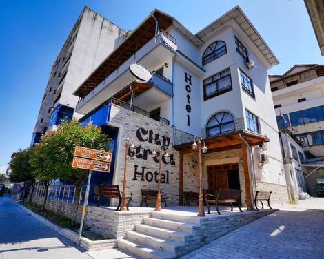 City Street Hotel