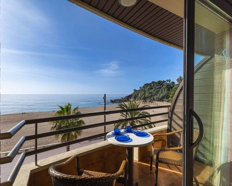 Almirall Apartaments