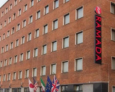 Ramada by Wyndham Naples-1