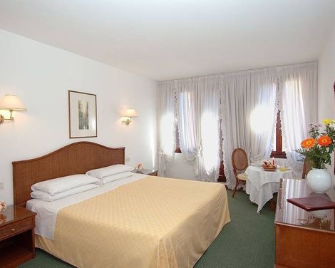 Hotel Casanova-2