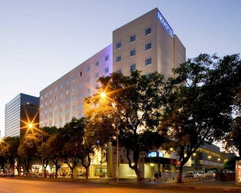 Novotel Sevilla-1