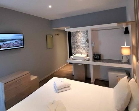 Elite Hotel