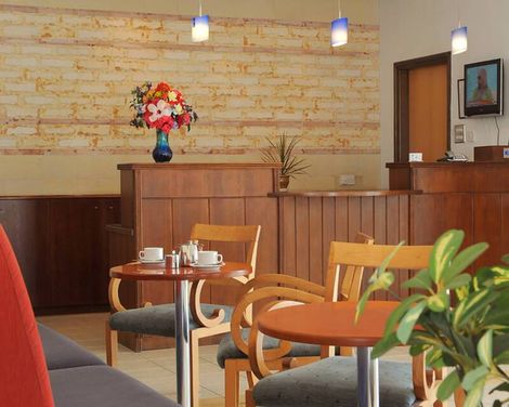 Petrosana Hotel Apts-1