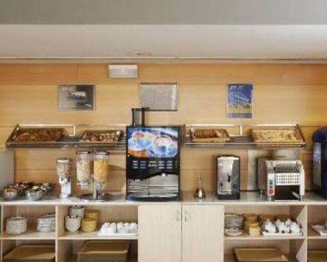 Holiday Inn Express Barcelona - Montmelo-1