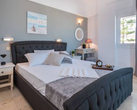 Pasiphae Hotel