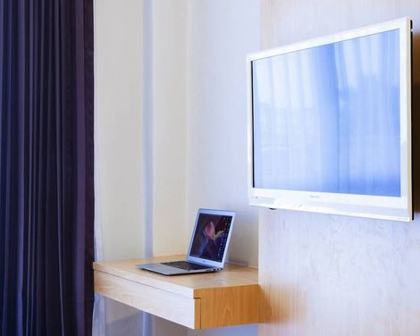 Stay at StreetGoose Sukhumvit 81-2
