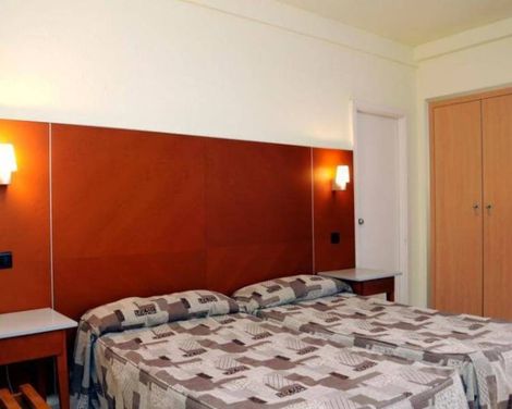Hotel Oasis Plaza