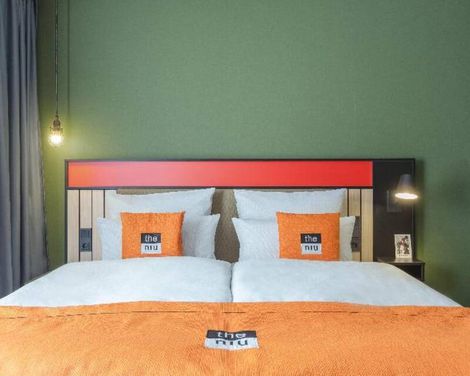 Holiday Inn - the niu, Amity Potsdam